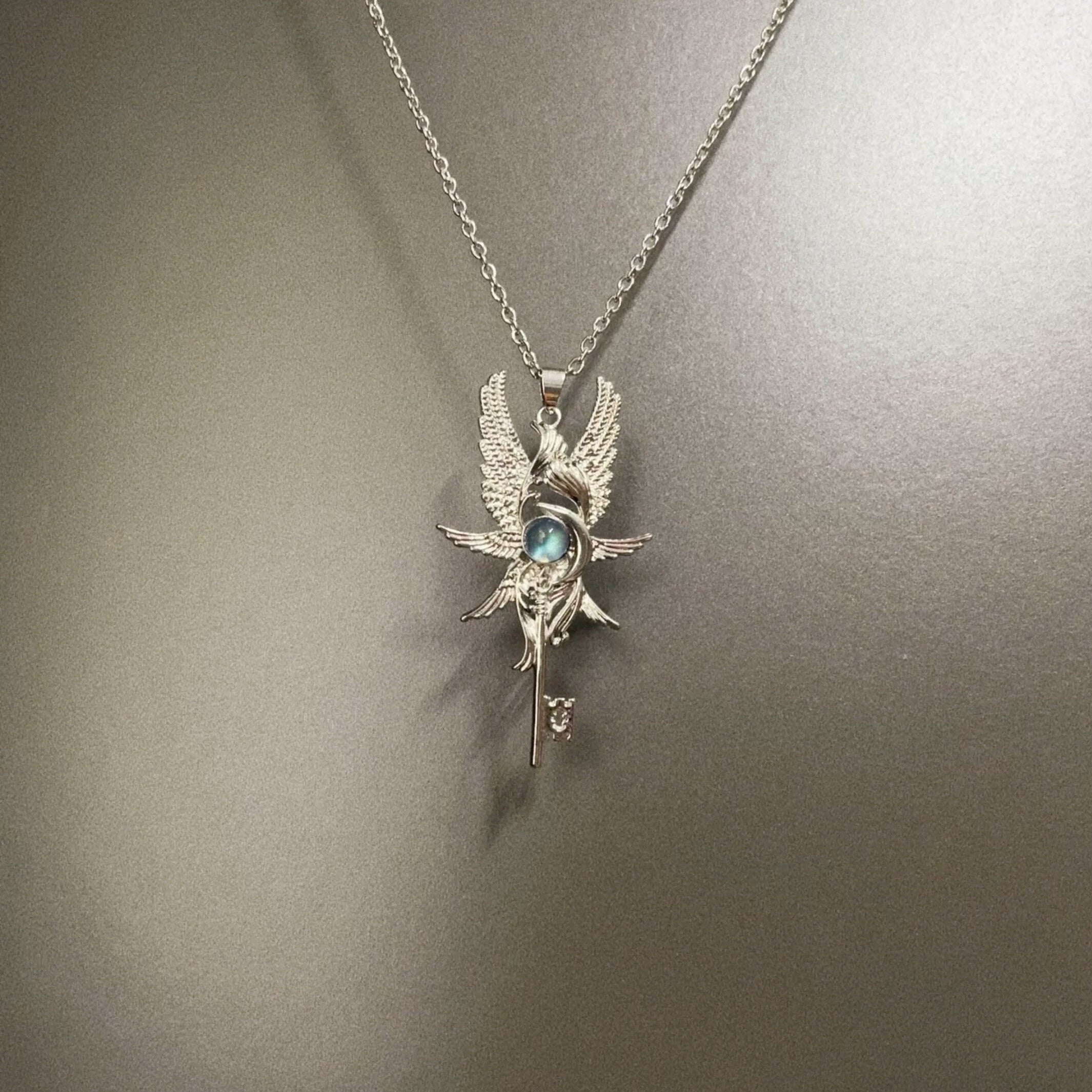 Vintage Grey Moonlight Wand Necklace