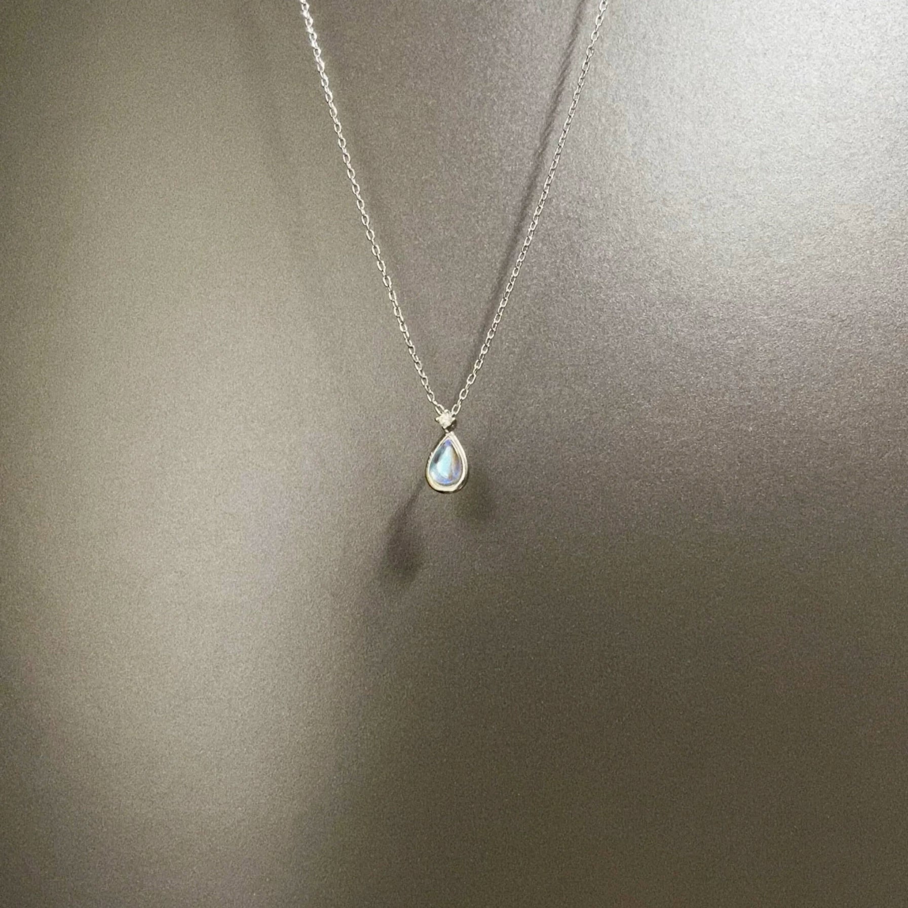 Vintage Heart of the Snow Country Necklace
