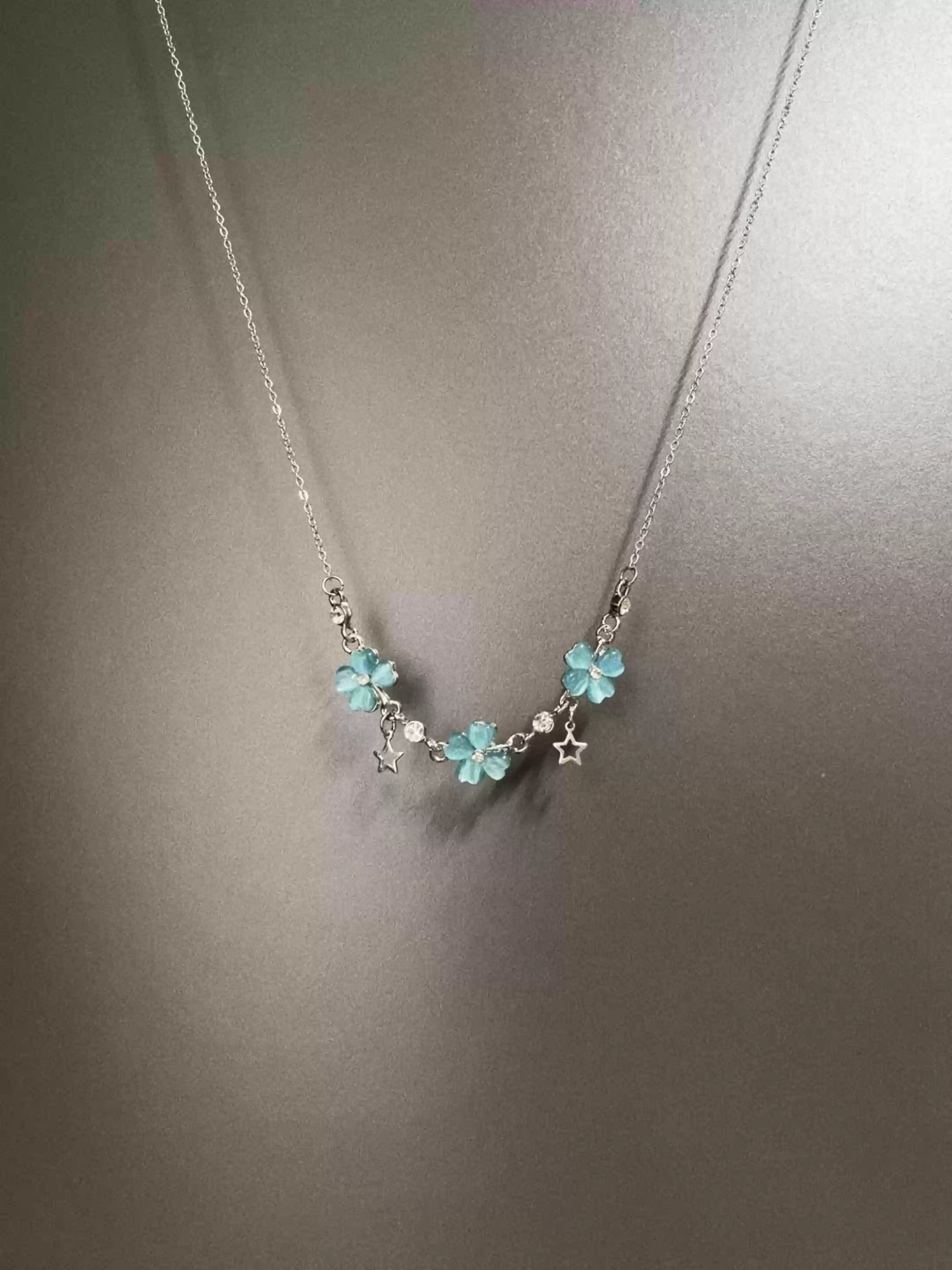 Vintage Four-leaf Clover Stars Necklace
